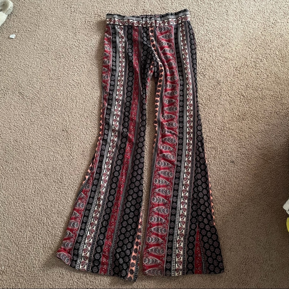 Flared yoga leggings
